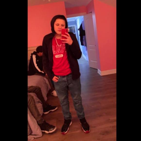 Profile Picture of Carlos Balderas (@carlosbalder603) on Poshmark