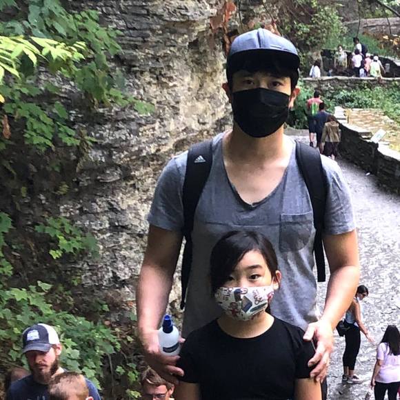 Profile Picture of Wooyeol Jeong (@wjeong) on Poshmark