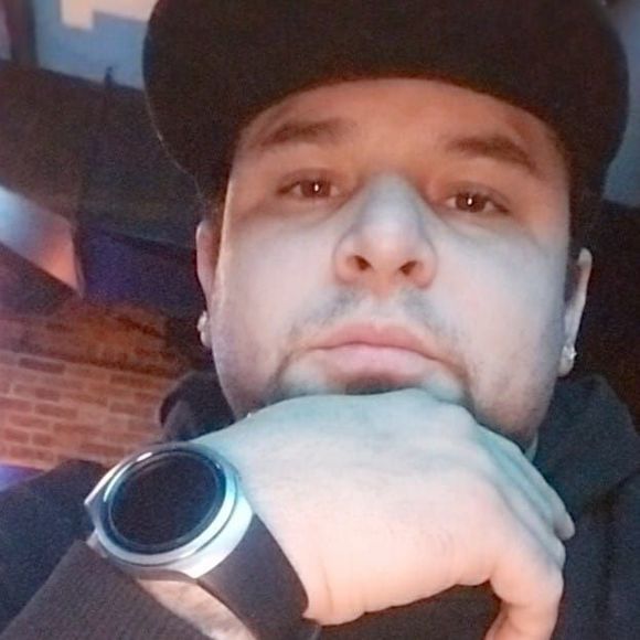 Profile Picture of Fabian Colon (@fabiancolon26) on Poshmark