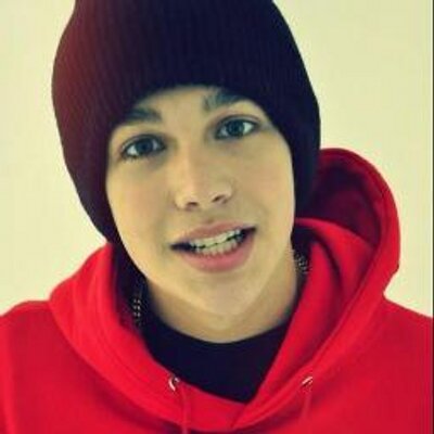 Profile Picture of Alice Mahone (@MahoneAlice) on Twitter