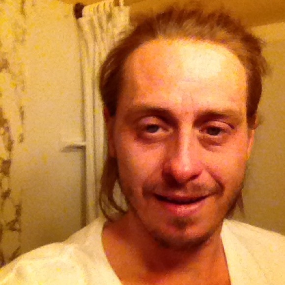 Profile Picture of Jason Kuna (@jasonsfashions) on Poshmark