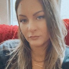 Kati McCully - Twitter Profile Picture of Kati McCully (@KathrynUschmann) on Twitter