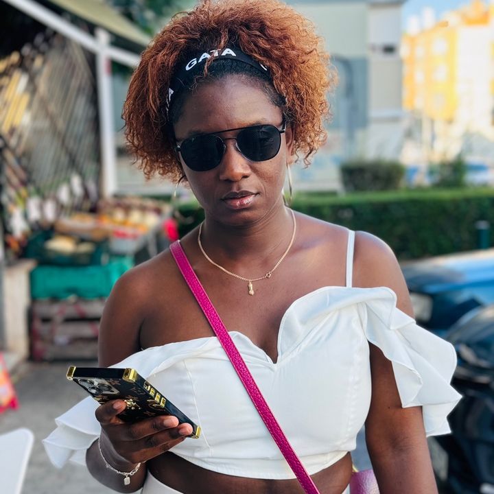 Profile Picture of Si (@silviateixeira800) on Tiktok