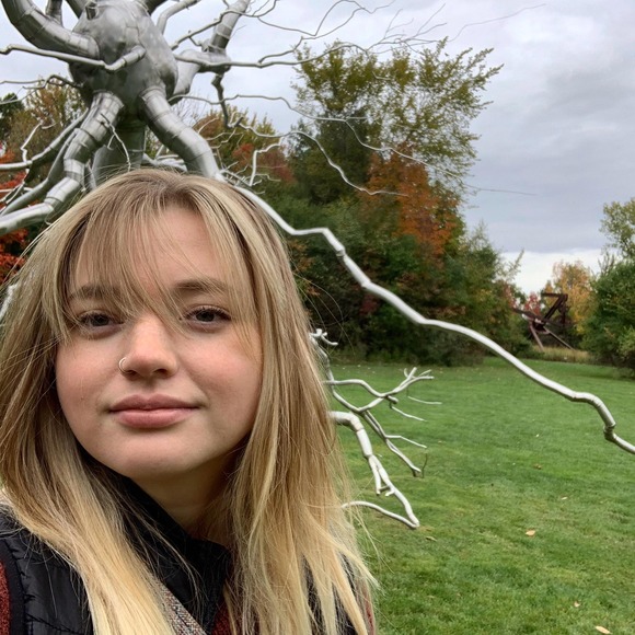 Abigail Kopacz - Poshmark Profile Picture of Abigail Kopacz (@kopaczab) on Poshmark