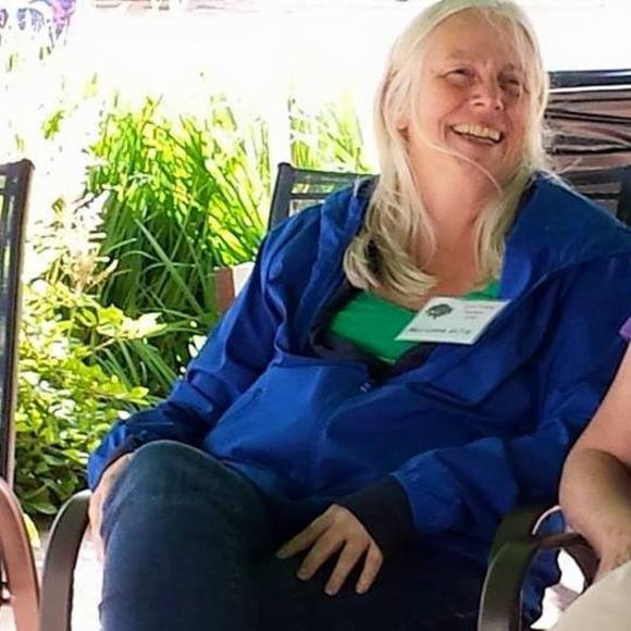 Marianne Gillis - Poshmark Profile Picture of Marianne Gillis (@maregil25) on Poshmark