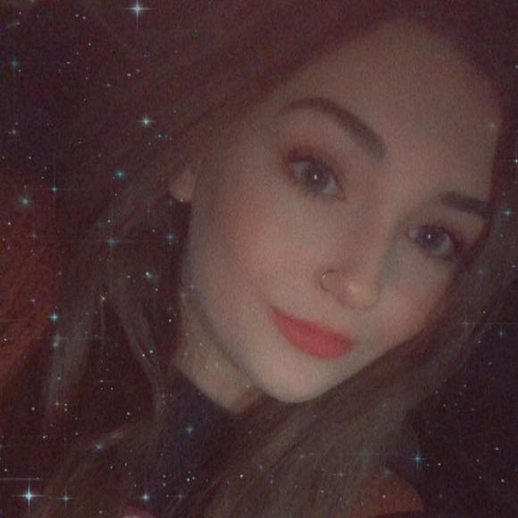 Profile Picture of Hannah Kaibel (@hannahkaibel) on Poshmark