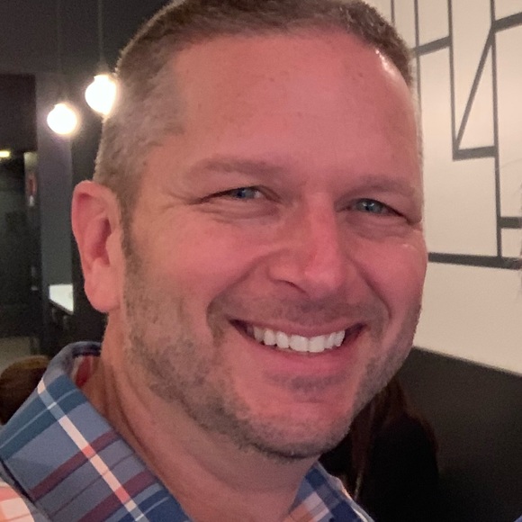 Profile Picture of Chris Beall (@chrisdbeall) on Poshmark
