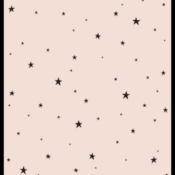 Profile Picture of Ava Graves (@avataft1) on Poshmark