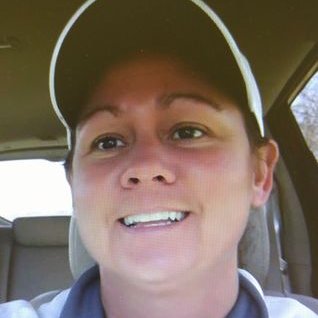 Profile Picture of Dawn Vines (@vinesinthepines) on Twitter