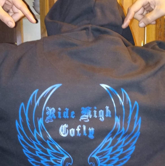 Profile Picture of Bricker Matthwes (@bricker3402) on Poshmark