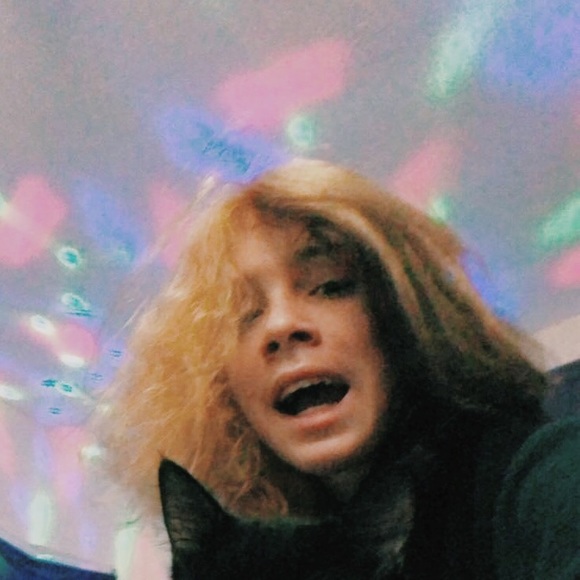 Profile Picture of Julius Perez (@juuljulius) on Poshmark