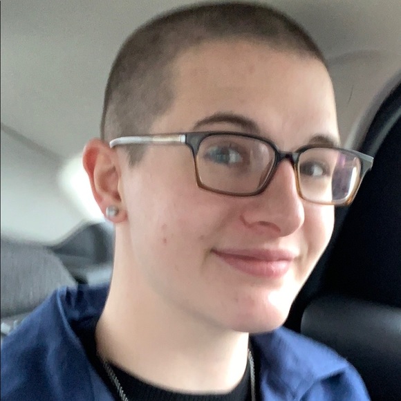 Profile Picture of Celeste Sletten (@artbi) on Poshmark