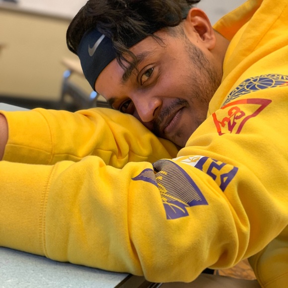 Profile Picture of Arman Hossain (@armanhossain) on Poshmark