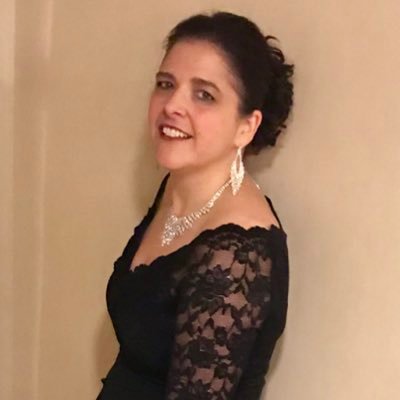 Profile Picture of Deanne Moses-Wright (@DeaWorkWearCo) on Twitter