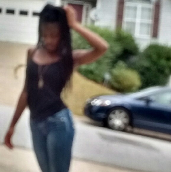 Profile Picture of Janya Canaday (@itzalwaysnya) on Poshmark