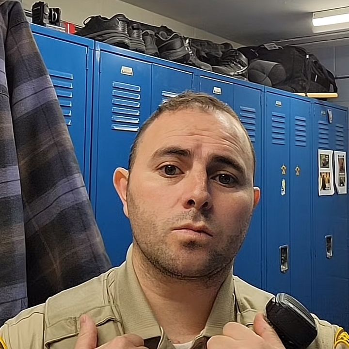 Profile Picture of noel (@compa_mario1) on Tiktok