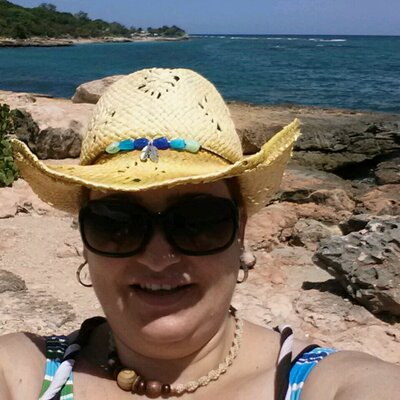 Profile Picture of Betsy Garcia (@betsygarcia463) on Twitter