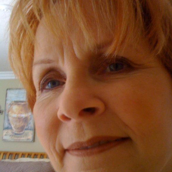 Profile Picture of Barbara Moody (@bjmoody) on Poshmark