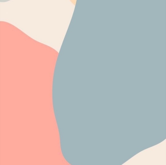 Profile Picture of Miranda Lamb (@mirlamb) on Poshmark