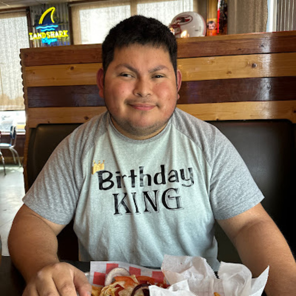 Profile Picture of Marco Cepeda (@marcocep13) on Poshmark