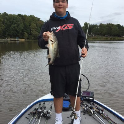 Profile Picture of Richard Griswold (@squarebiller24) on Twitter