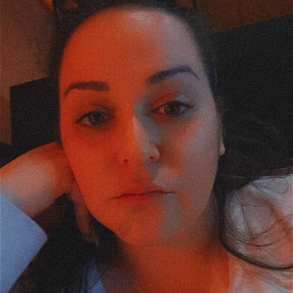 Angela Bozzone - Poshmark Profile Picture of Angela Bozzone (@abozzone) on Poshmark