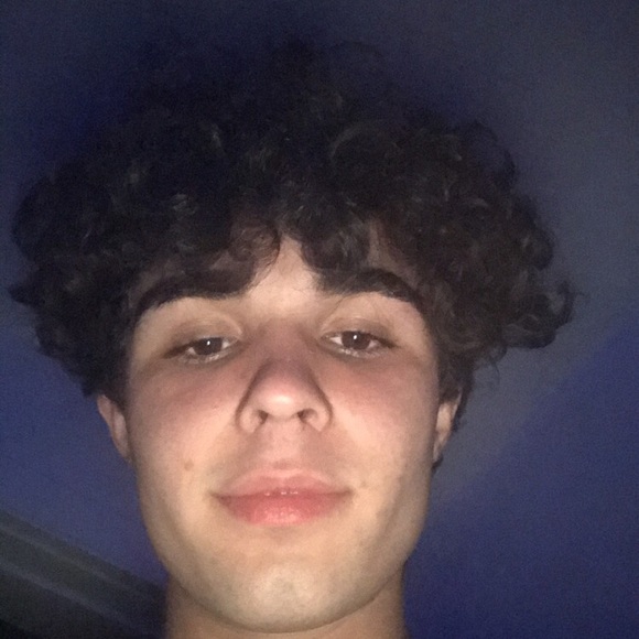 Profile Picture of Matthew Gitzinger (@mgitzinger) on Poshmark