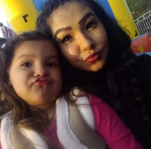 Profile Picture of Monique Knull (@akv9899) on Poshmark