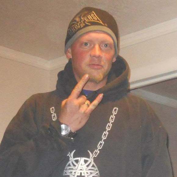 Profile Picture of Josh Chesnut (@gaciacronn41) on Poshmark