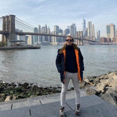 Profile Picture of Andrea Ugolini (@andrea_hugh) on Twitter