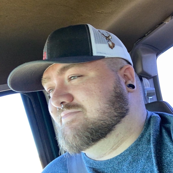 Profile Picture of John Britton (@johnbritton77) on Poshmark