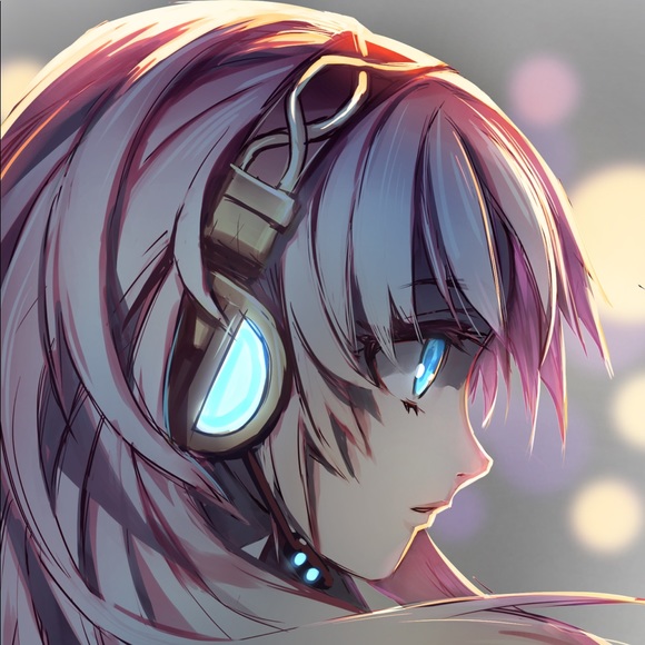 Profile Picture of Crystal Li (@crystalwinter7) on Poshmark