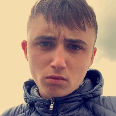 Profile Picture of VALENTI Robin (@RobVal2210) on Twitter