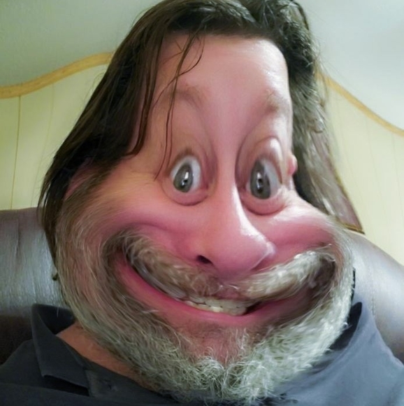 Profile Picture of Steven Paradis (@stevenparadis) on Poshmark