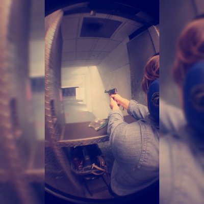 Profile Picture of Bella Ramirez (@br1013) on Twitter