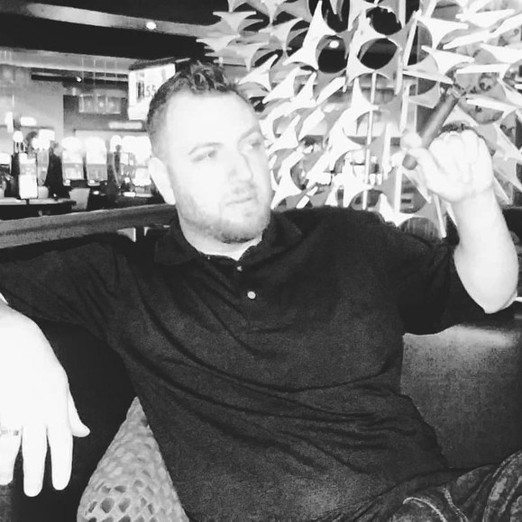 Profile Picture of Tony Stropoli (@s3edman) on Poshmark