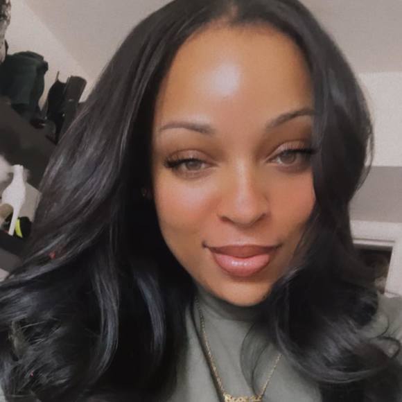 Profile Picture of Jasmine Branch (@jasminelacye) on Poshmark