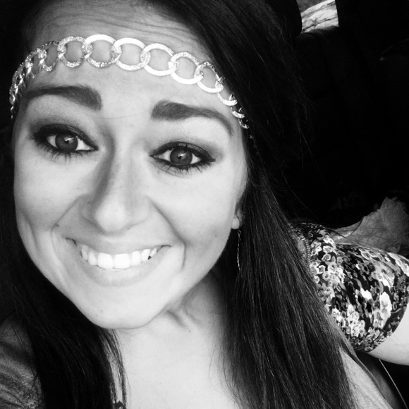 Profile Picture of Brittany Pentecost (@bnpentecost) on Poshmark