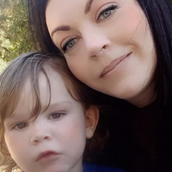 Profile Picture of Mike Huber (@miksone85) on Poshmark