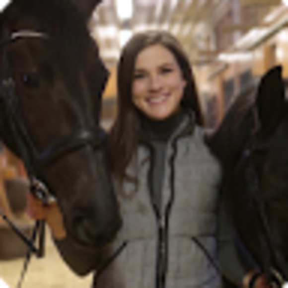 Profile Picture of Melissa Lund (@mlundequestrian) on Poshmark