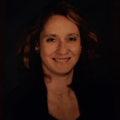 Profile Picture of Elizabeth Stevens (@ElizRenStevens) on Twitter