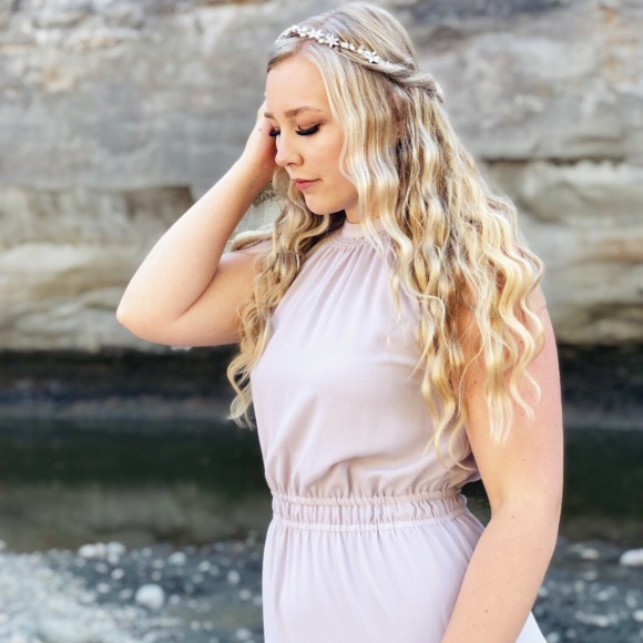 Profile Picture of Alexandra Walters (@alleywalters) on Poshmark
