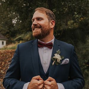 Profile Picture of aaronengstfeld (@aaronengstfeld) on Tiktok