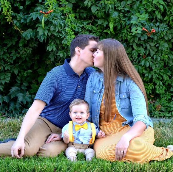 Profile Picture of Katie Troff (@kshaw9707) on Poshmark