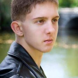 Profile Picture of Robert Levin (@robertlevin19) on Twitter