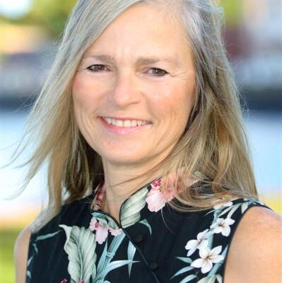 Profile Picture of Barbara Potts (@AlohaBarb) on Twitter