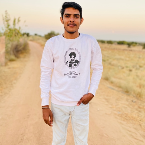 Profile Picture of Sanjay Choudhary (@sanjujat4707) on Poshmark
