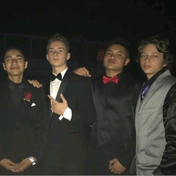 Profile Picture of John Quach (@john_quach68) on Poshmark