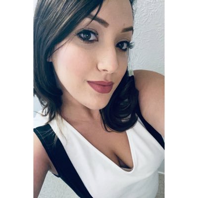 Profile Picture of Maria Estrada (@MariaOhOhOrange) on Twitter