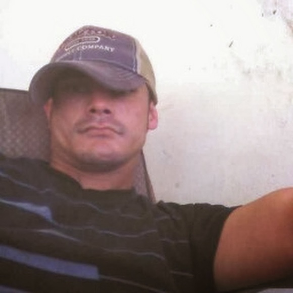 Profile Picture of Clay Mcintyre (@claymc84) on Poshmark